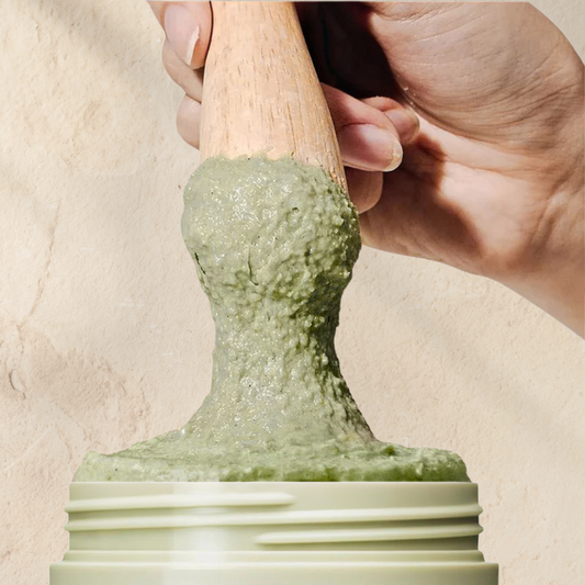 Arencia Fresh Green Rice Mochi Cleanser mochi texture shot