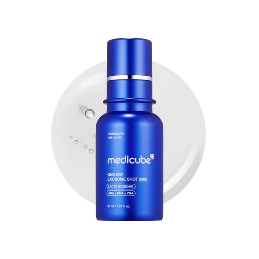Medicube One Day Exosome Shot Pore Ampoule 2000 on a white background