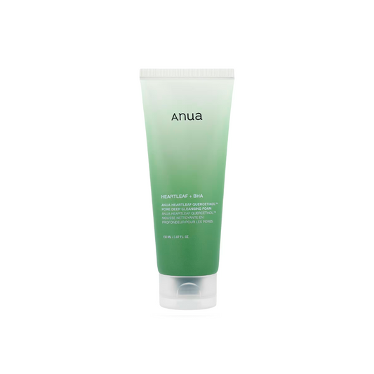 Green tube ofAnua Heartleaf Quercetinol Pore Deep Cleansing Foam on a white background