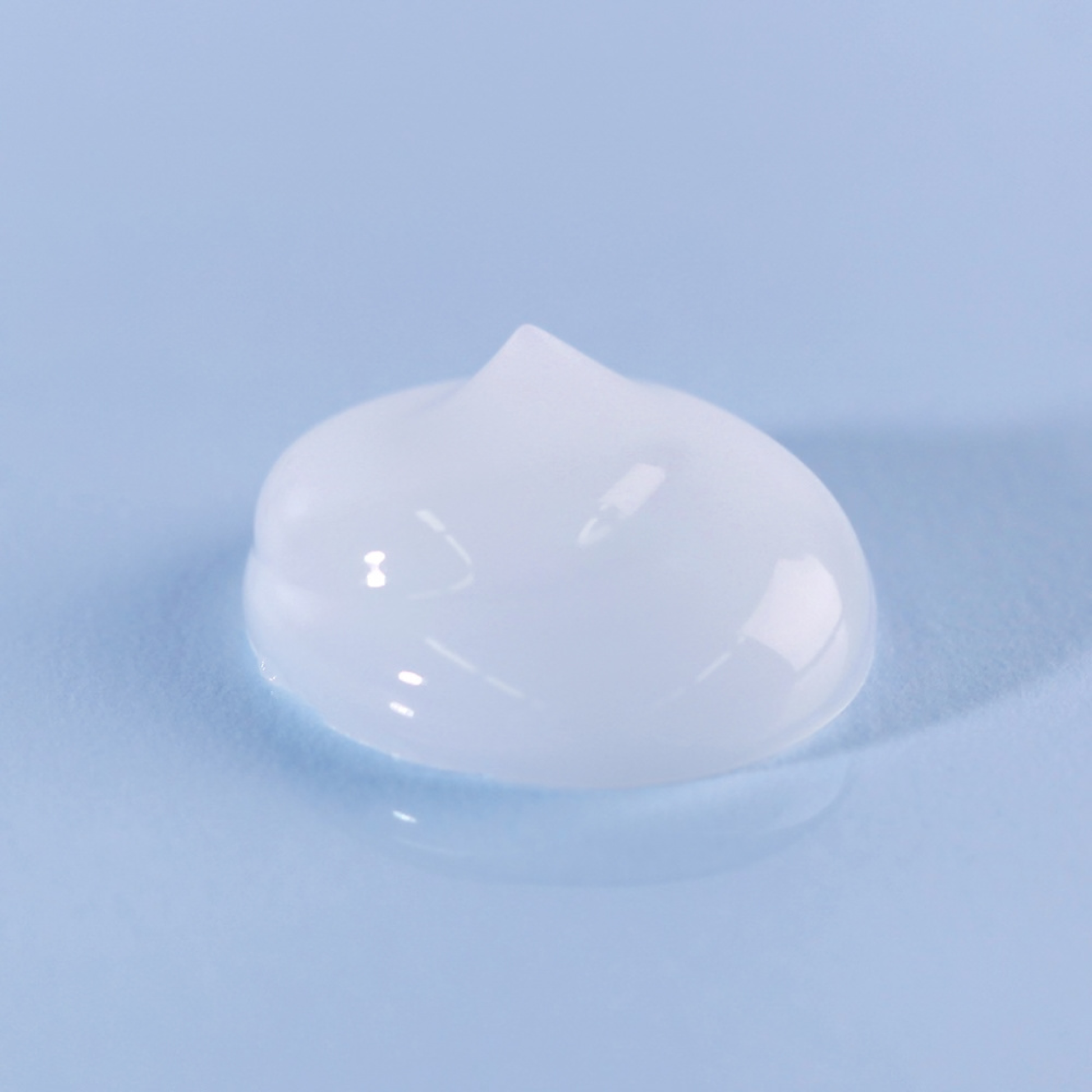 Close up of Pyunkang Yul ATO Moisturising Soothing Gel Lotion